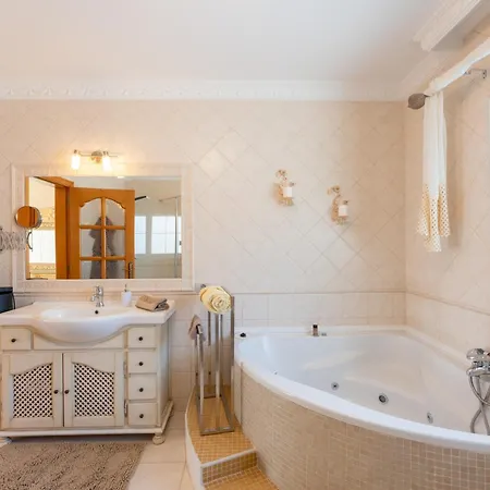 Private Luxury With Jacuzzi, Beach Bar, Pool Costa Adeje (Tenerife)