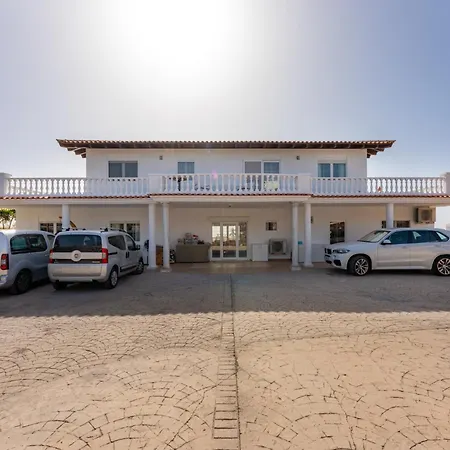 Private Luxury With Jacuzzi, Beach Bar, Pool Villa *