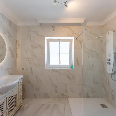 Private Luxury With Jacuzzi, Beach Bar, Pool וילה אדחה