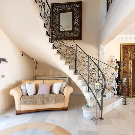 Private Luxury With Jacuzzi, Beach Bar, Pool